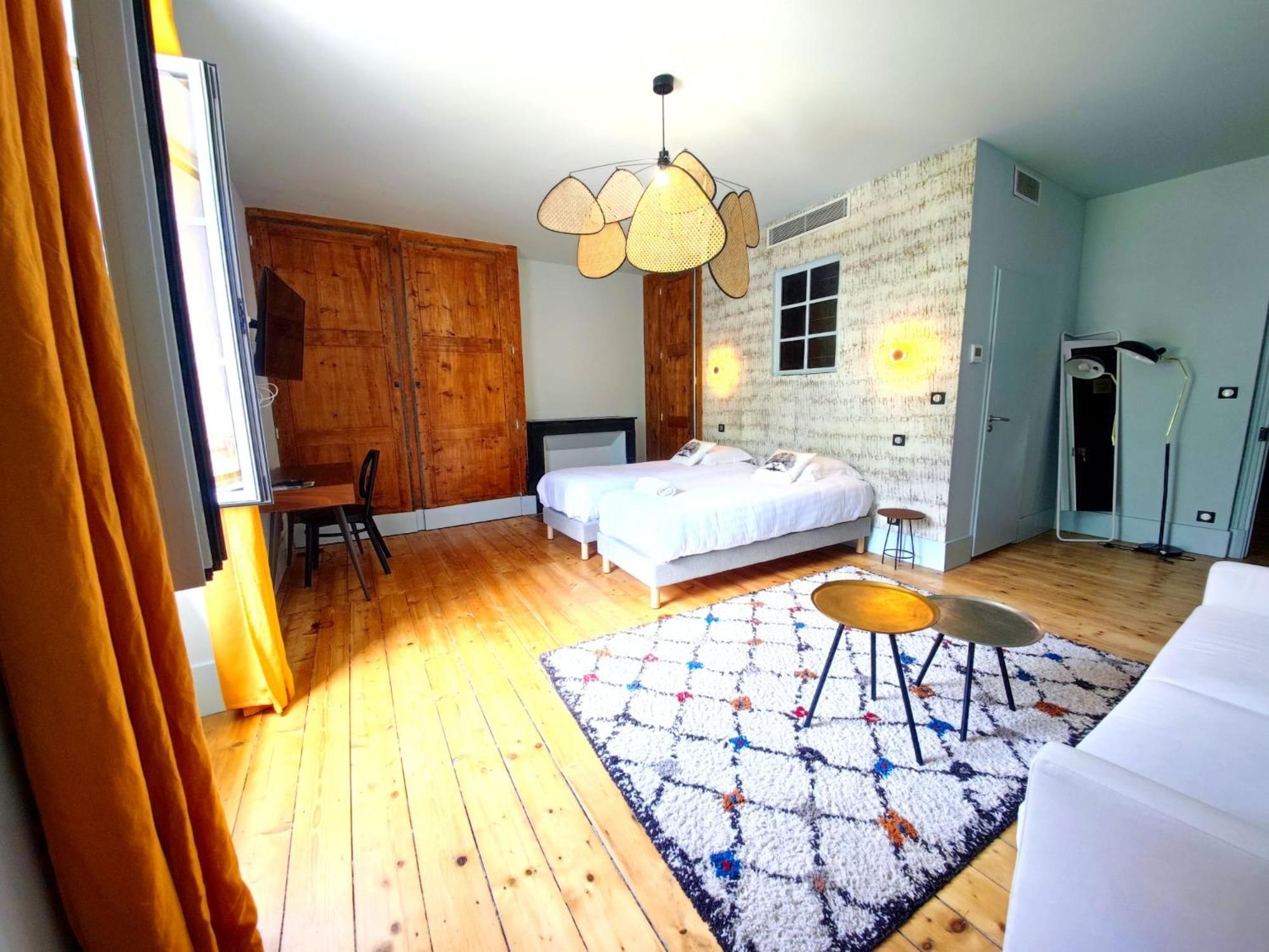 Domaine Clairfontaine Noyarey - Suites Junior エクステリア 写真