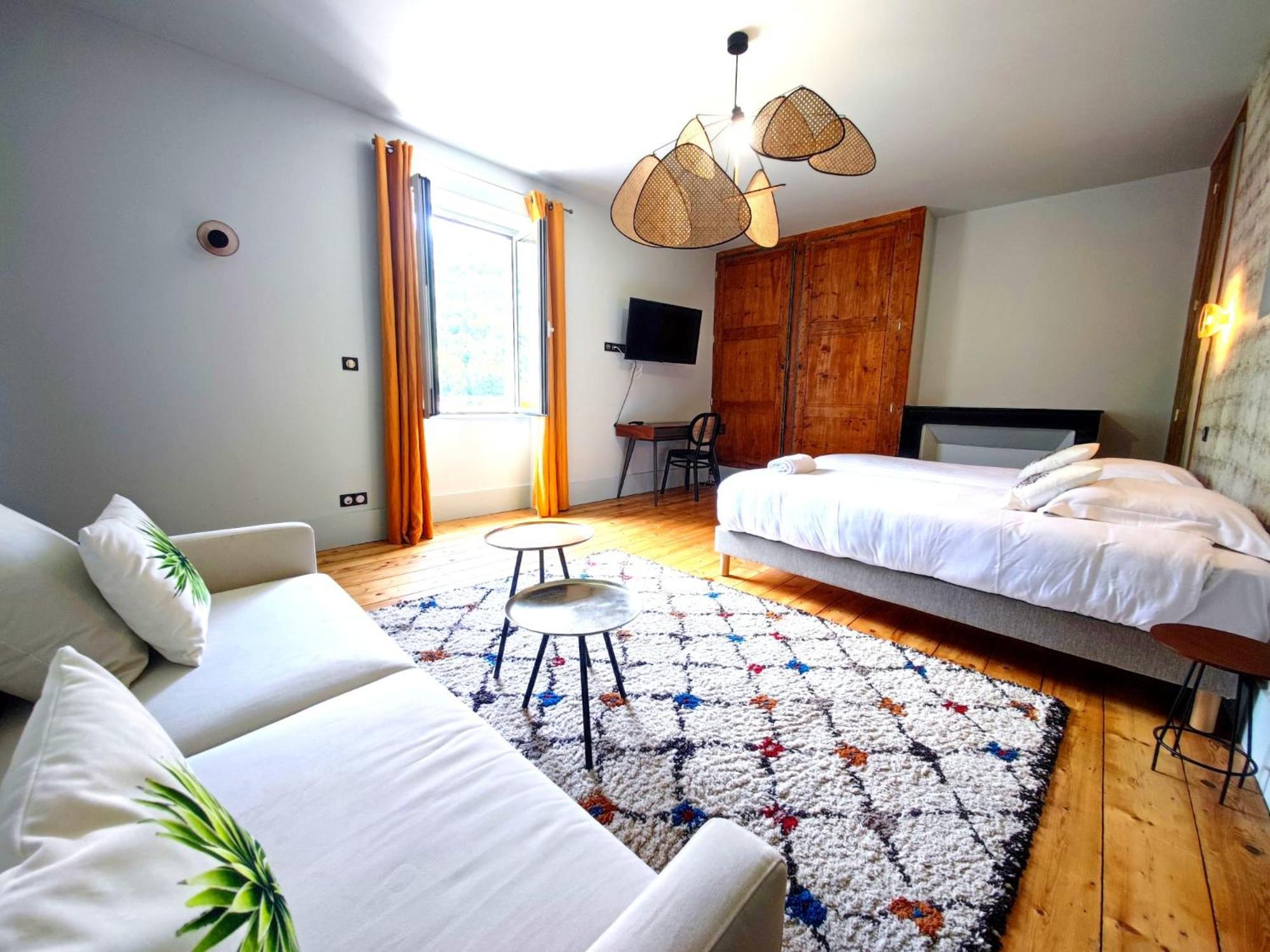 Domaine Clairfontaine Noyarey - Suites Junior エクステリア 写真
